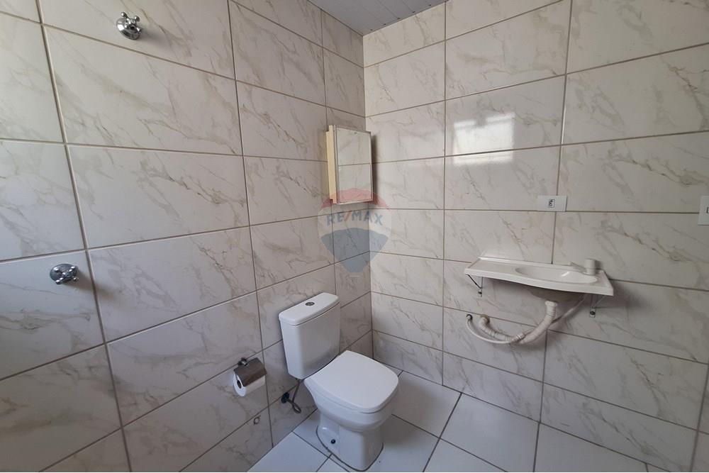 Casa à venda com 4 quartos, 240m² - Foto 42