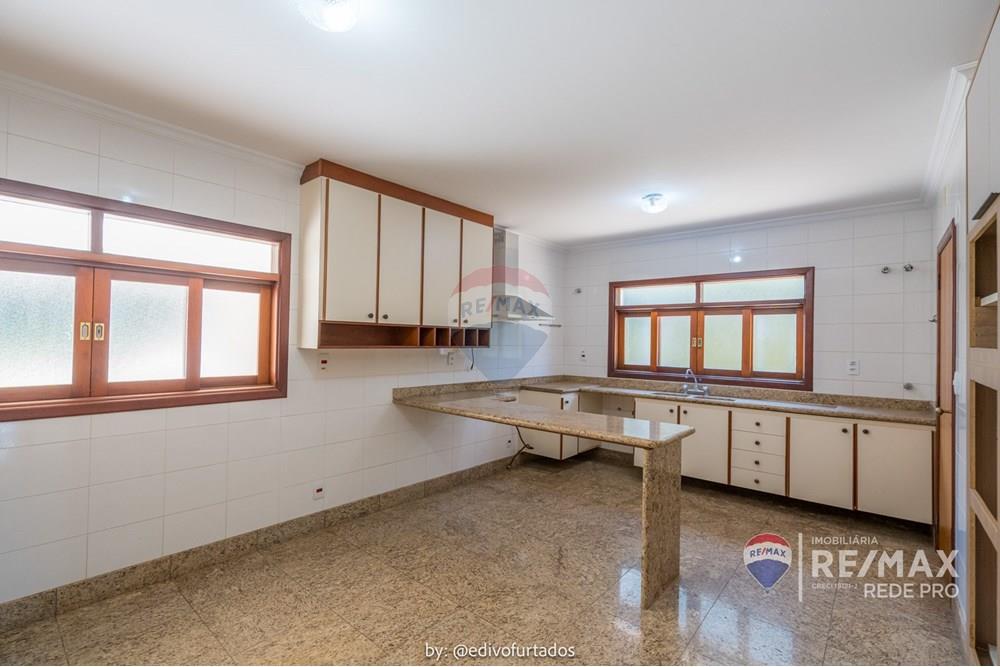 Casa de Condomínio - Venda - Valinhos , São Paulo - EDI09266EDIVO FURTADO SILVA - RG98002306022 SSPCE - REMAX REDE PRO - 690851011-438 - ITAMARACA  - ELISA MARCONI E TERESA SOARES_ - 690851011-438