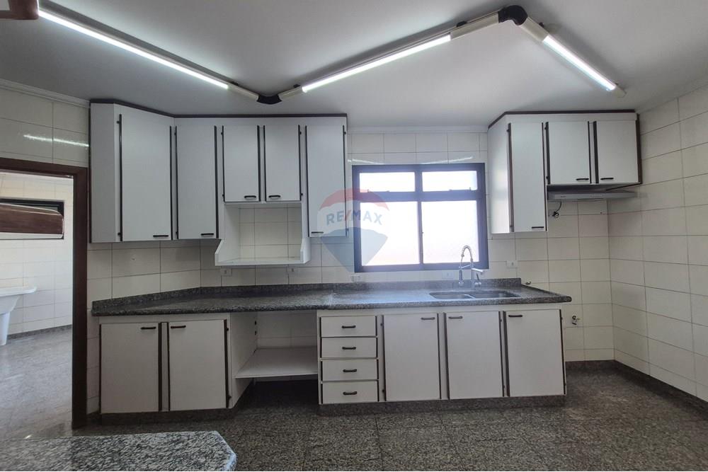 Apartamento à venda com 4 quartos, 221m² - Foto 79