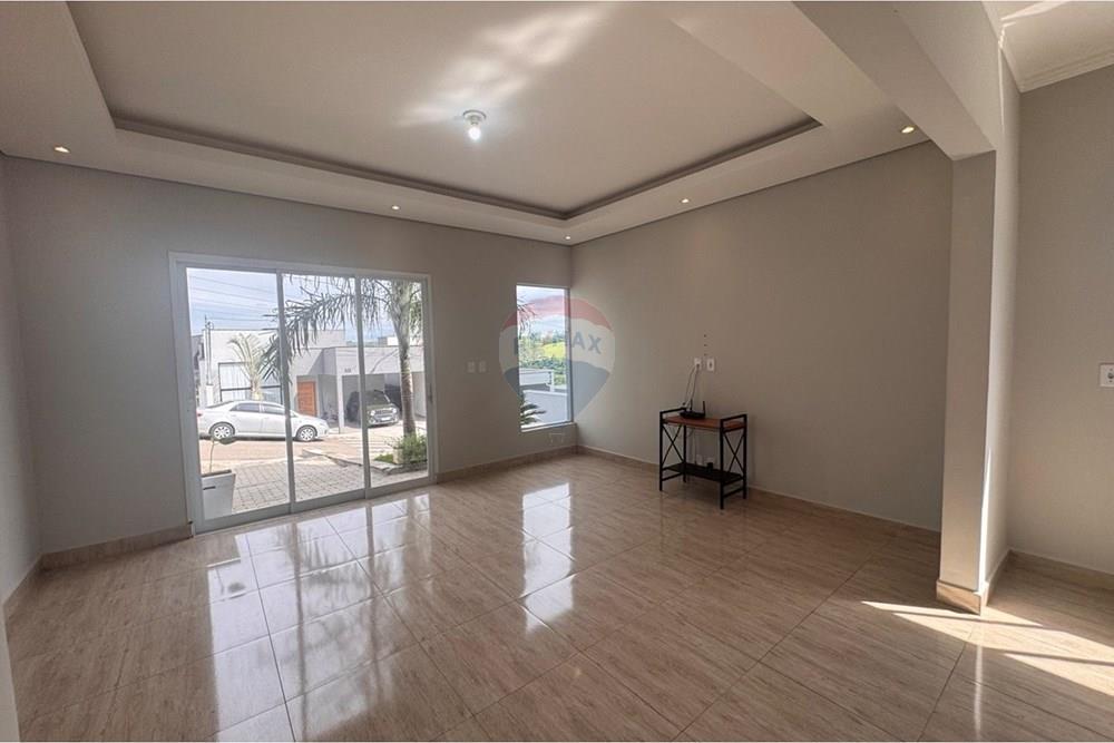 Casa de Condomínio - Venda - Bragança Paulista , São Paulo - photo_5136873962712271983_y.jpg - 690041052-134