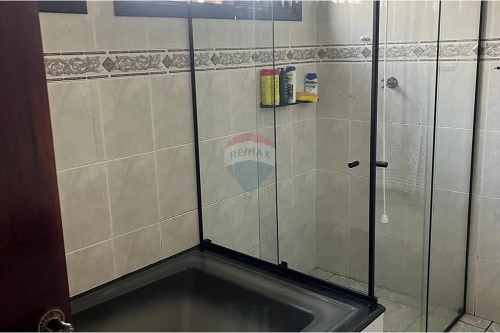 Casa - Alugar - Atibaia , São Paulo - WhatsApp Image 2025-12-07 at 18.24.10.jpeg - Banheiro - 690471149-7