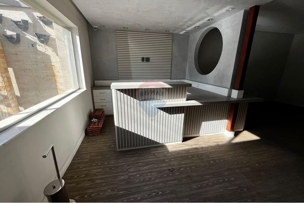 Casa Comercial - Alugar - Atibaia , São Paulo - WhatsApp Image 2025-11-27 at 10.45.49 (2).jpeg - Recepção - 690471149-6