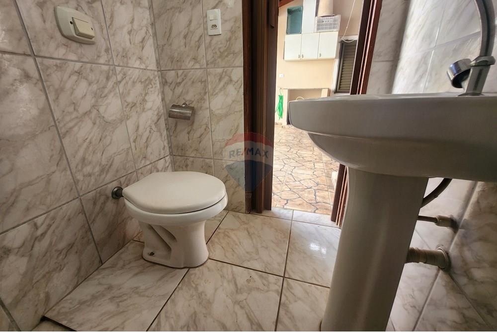 Casa à venda com 2 quartos, 64m² - Foto 39