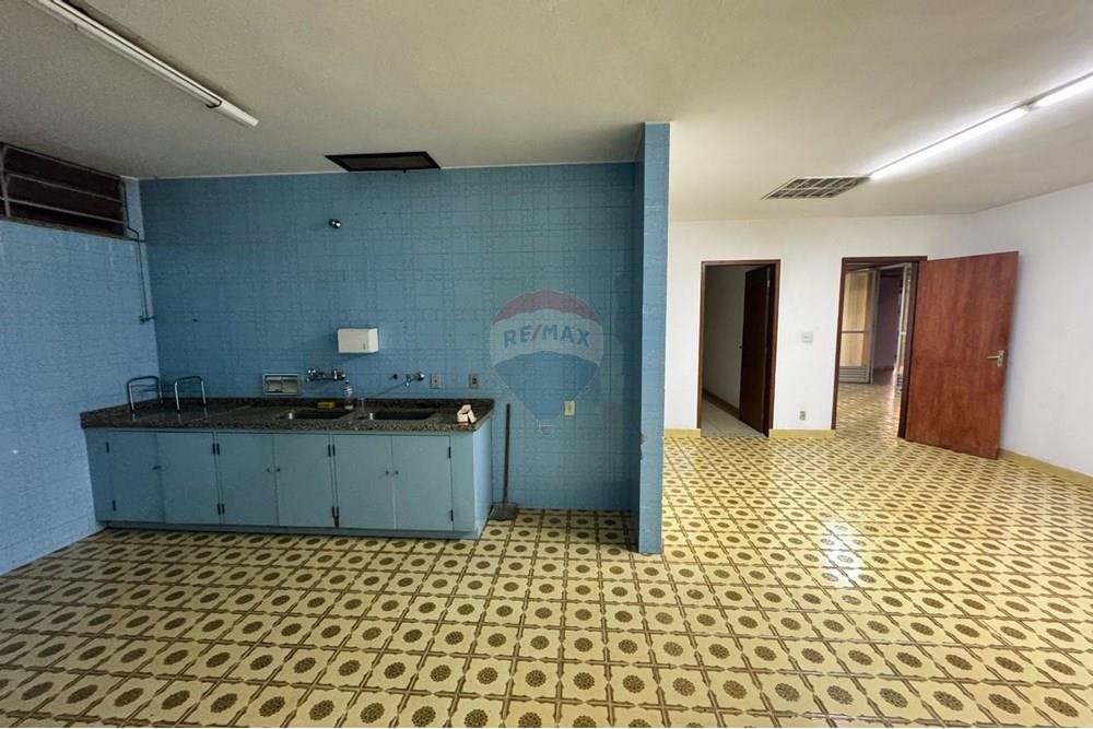 Casa Comercial - Alugar - Bragança Paulista , São Paulo - WhatsApp Image 2025-03-24 at 10.37.31 (2).jpeg - 690041127-26