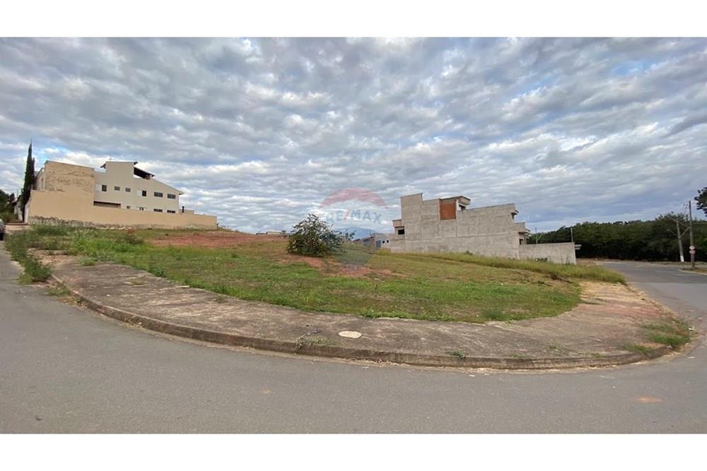 Terreno - Venda - Araras , São Paulo - IMG_7816.jpg - 690691016-266