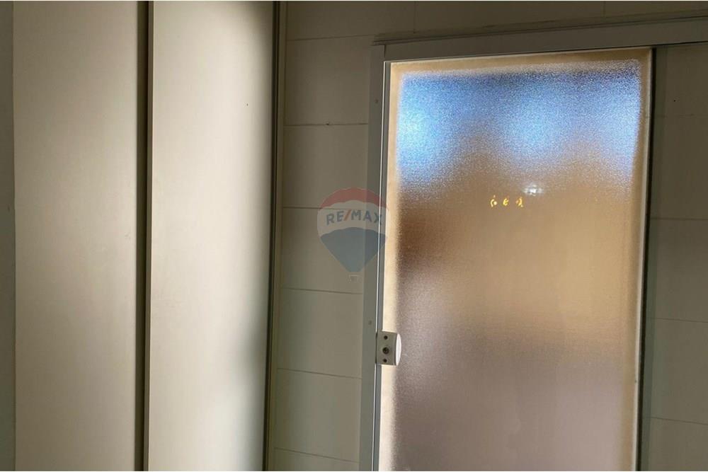 Casa de Condomínio - Alugar - Atibaia , São Paulo - IMG-20251201-WA0281.jpg - Lavanderia - 690471102-30