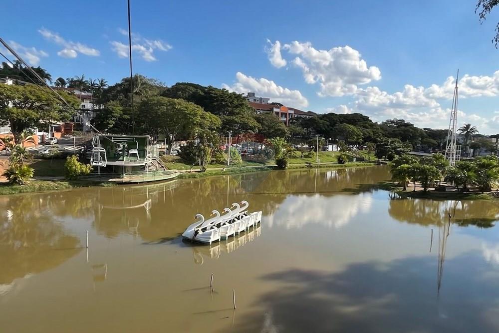 Casa Comercial - Alugar - Atibaia , São Paulo - atibaia-lago-major (1).jpeg - 690921136-1