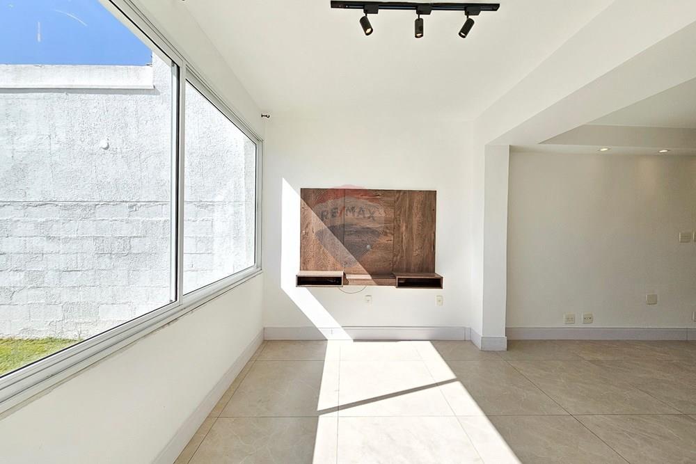 Casa de Condomínio - Alugar - Santana de Parnaíba , São Paulo - 20250731_111135.jpg - 691021016-77