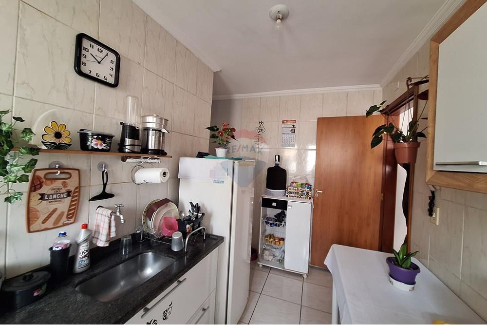 Apartamento à venda com 2 quartos, 64m² - Foto 10