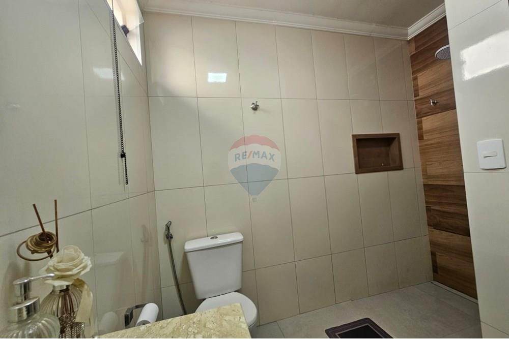 Casa - Venda - Mogi Guaçu , São Paulo - d3c08aba-bc4f-4d71-9c3c-cf9256621f97.jpg - Banheiro - 690521133-32