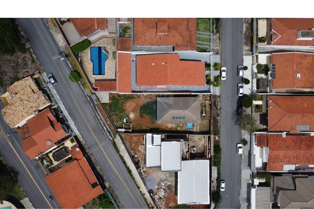 Terreno - Venda - Bragança Paulista , São Paulo - e6e19c53-8fbb-47bc-965f-b25d34073b59.jpeg - 690041001-229