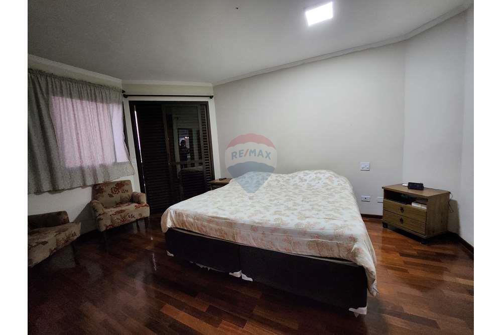 Apartamento à venda com 3 quartos, 157m² - Foto 30