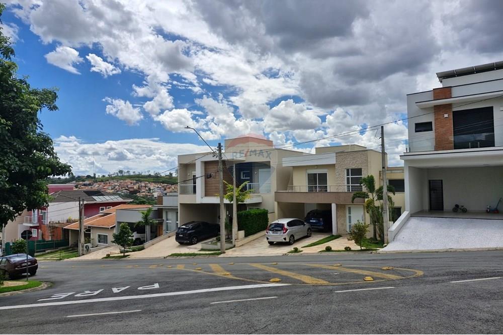 Terreno - Venda - Valinhos , São Paulo - Rua em frente.jpg - 690851002-120