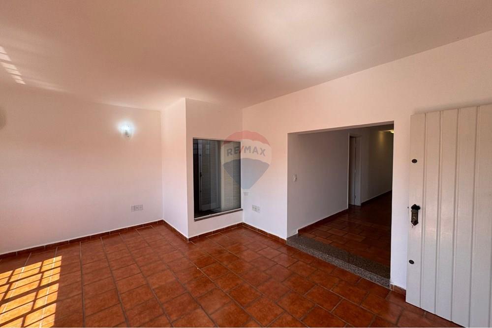 Casa - Alugar - Bragança Paulista , São Paulo - WhatsApp Image 2026-01-12 at 14.30.27 (3).jpeg - 690041127-111