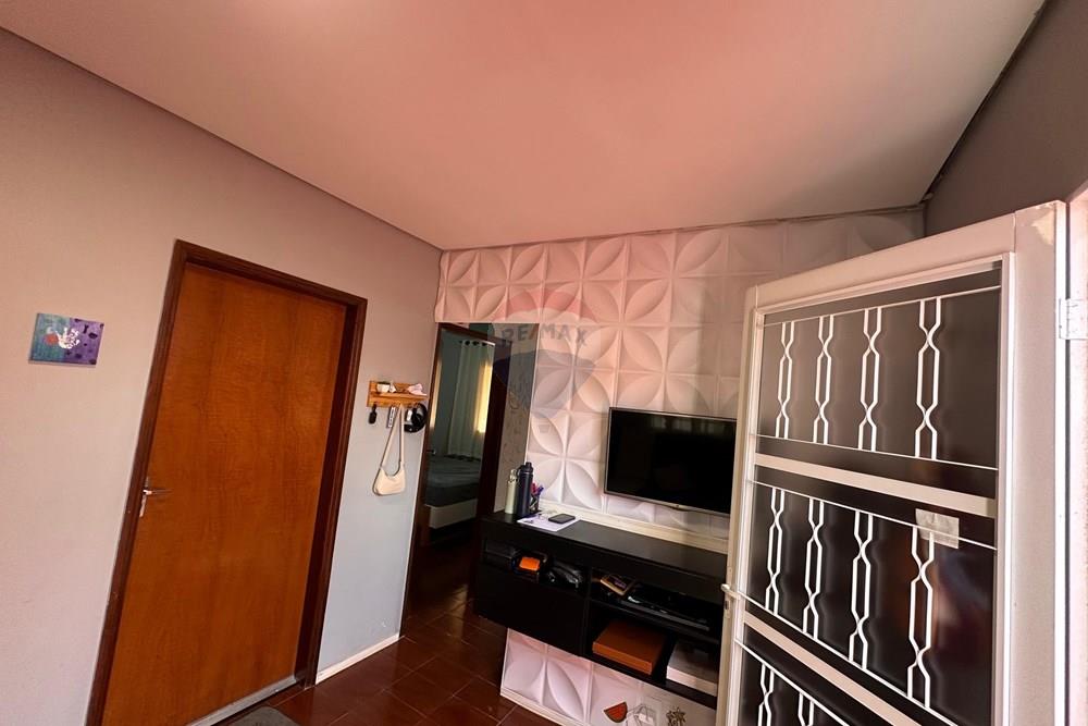 Casa - Venda - Bragança Paulista , São Paulo - WhatsApp Image 2026-03-01 at 20.45.43 (9).jpeg - Sala de estar - 690041129-21