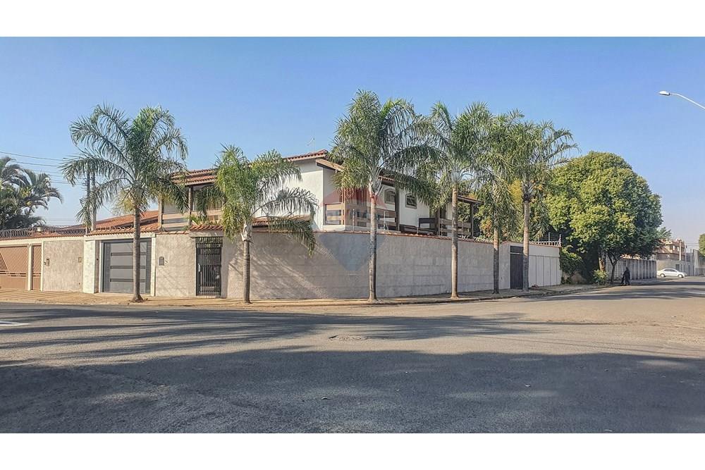 Sobrado - Venda - Rio Claro , São Paulo - 1.jpg - Fachada - 690901022-70