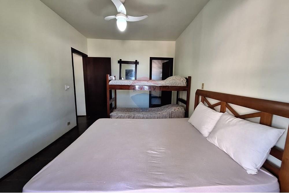 Sobrado - Venda - Bertioga , São Paulo - sobrado-a-venda-no-centro-de-bertioga-com-3-quartos-e-1-suites-50m-da-praia-remax-690341014-14-corretora-paula-jacometti-foto45. - Suite - 690341014-18