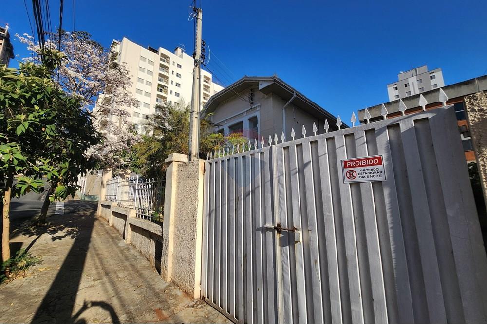Prédio Inteiro para alugar com 3 quartos, 146m² - Foto 3