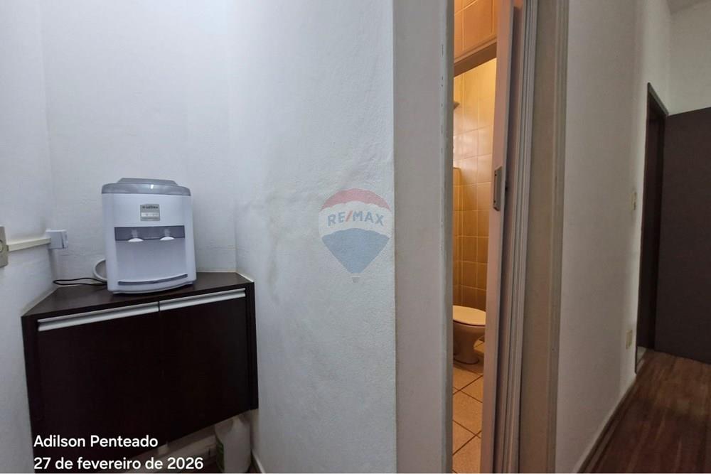 Cj. Comercial/ Sala - Alugar - Valinhos , São Paulo - Banheiro e copa sala 2.jpeg - 690851002-151