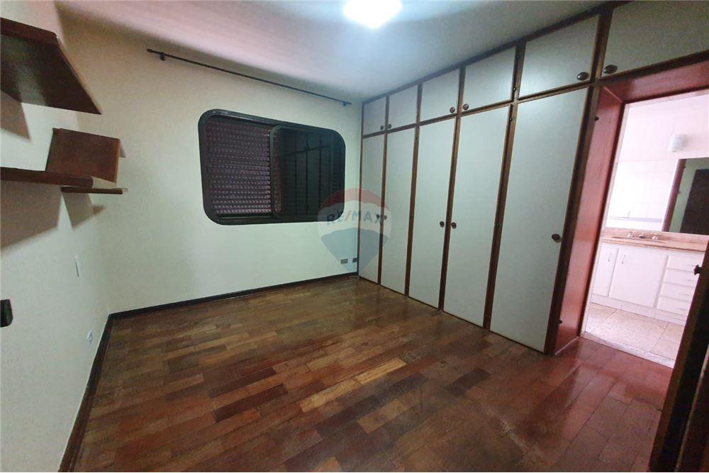 Apartamento à venda com 3 quartos, 154m² - Foto 12