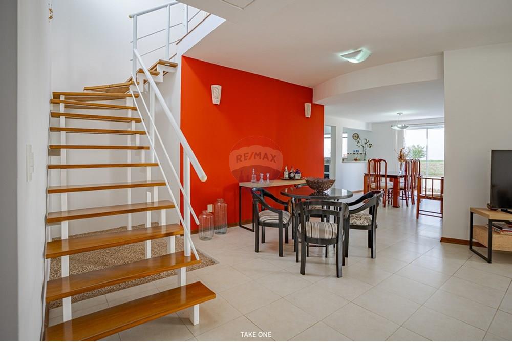 Casa de Condomínio - Venda - Campinas , São Paulo - fotos_028 iracema escada.jpg - 690131098-31