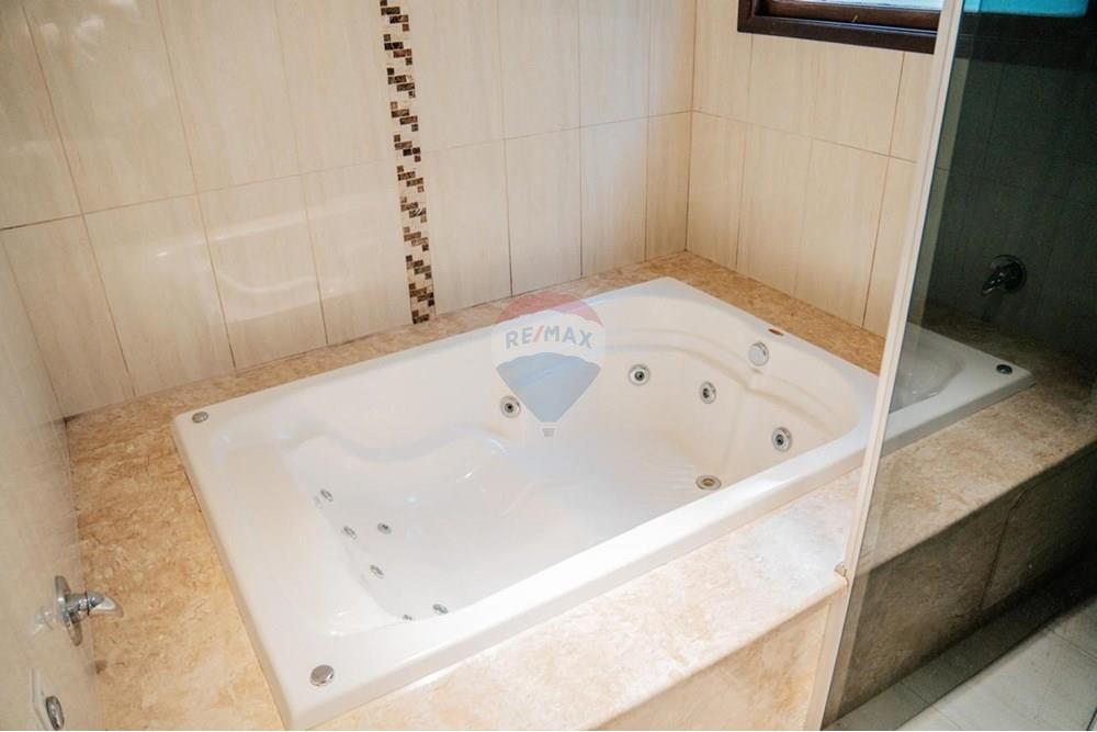 Casa de Condomínio - Alugar - Bragança Paulista , São Paulo - IMG-20250508-WA0045.jpg - 690921107-4