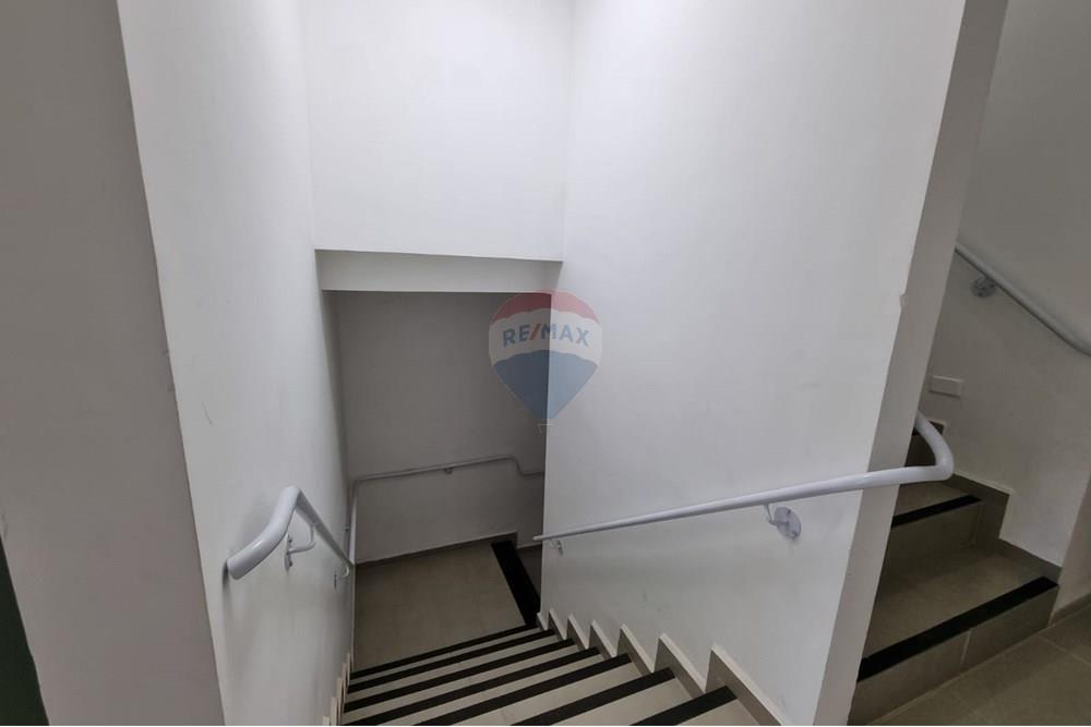 Cj. Comercial/ Sala - Alugar - Bragança Paulista , São Paulo - Torre Toledo sala 1 andar .jpg - 690041051-75