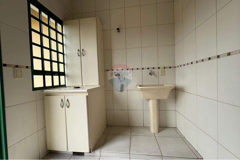 Casa - Alugar - Valinhos , São Paulo - b0f6b2cd-3fa9-4894-b91e-3388633c4c9c.jpg - 691091001-228