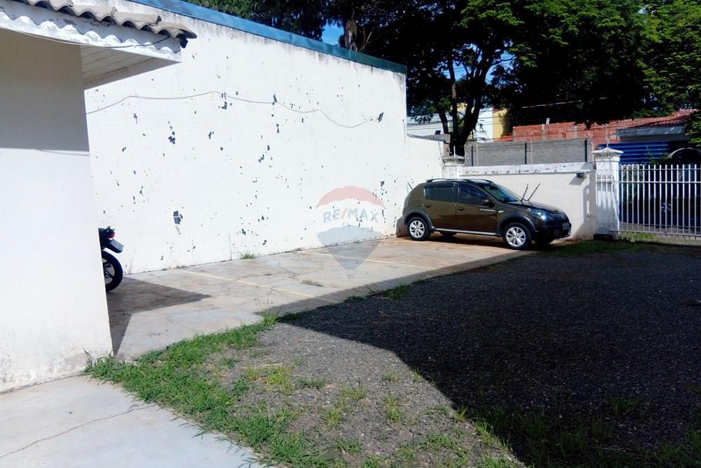 Kitnet - Alugar - Campinas , São Paulo - estacionamento dentro1.jpg - 690331002-268