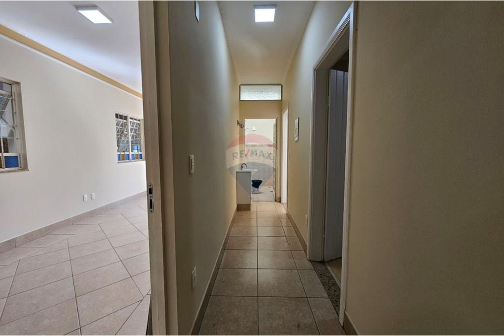 Casa - Alugar - Itapira , São Paulo - photo_2025-06-03_12-59-07 (4).jpg - Corredor - 690291048-160