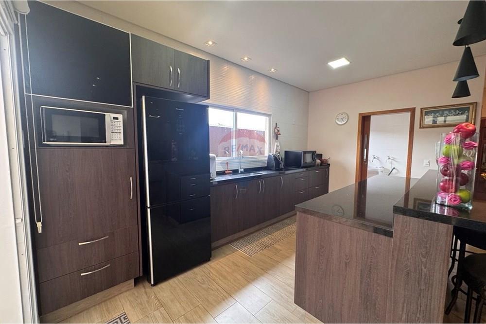 Casa de Condomínio - Venda - Bragança Paulista , São Paulo - photo_5145678160337767364_y.jpg - 690041052-135