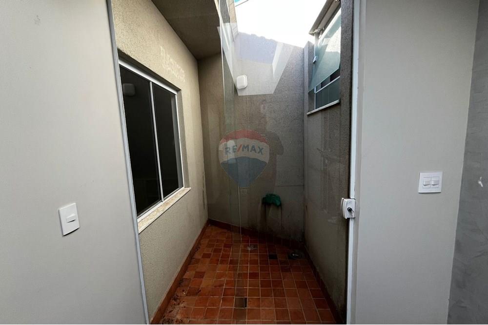 Casa Comercial - Alugar - Atibaia , São Paulo - WhatsApp Image 2025-11-27 at 10.45.55 (3).jpeg - Jardim de Inverno - 690471149-6