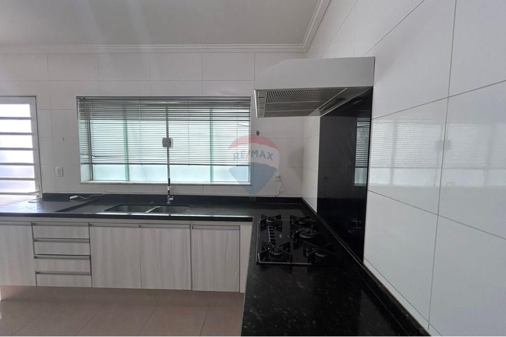 Casa de Condomínio - Alugar - Bragança Paulista , São Paulo - WhatsApp Image 2025-12-03 at 12.01.59 (5).jpeg - 690041159-16