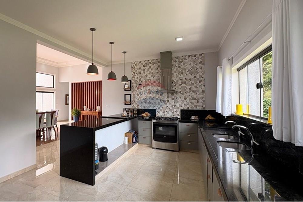 Casa de Condomínio - Venda - Piracaia , São Paulo - 16.JPG - 691011009-48