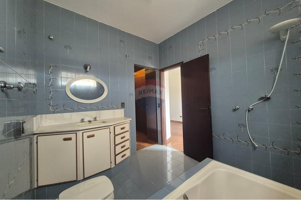 Casa à venda com 5 quartos, 312m² - Foto 29