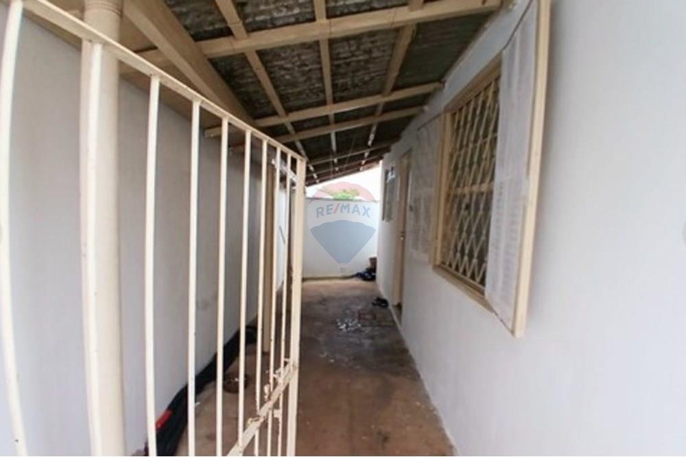 Casa à venda com 5 quartos, 183m² - Foto 23