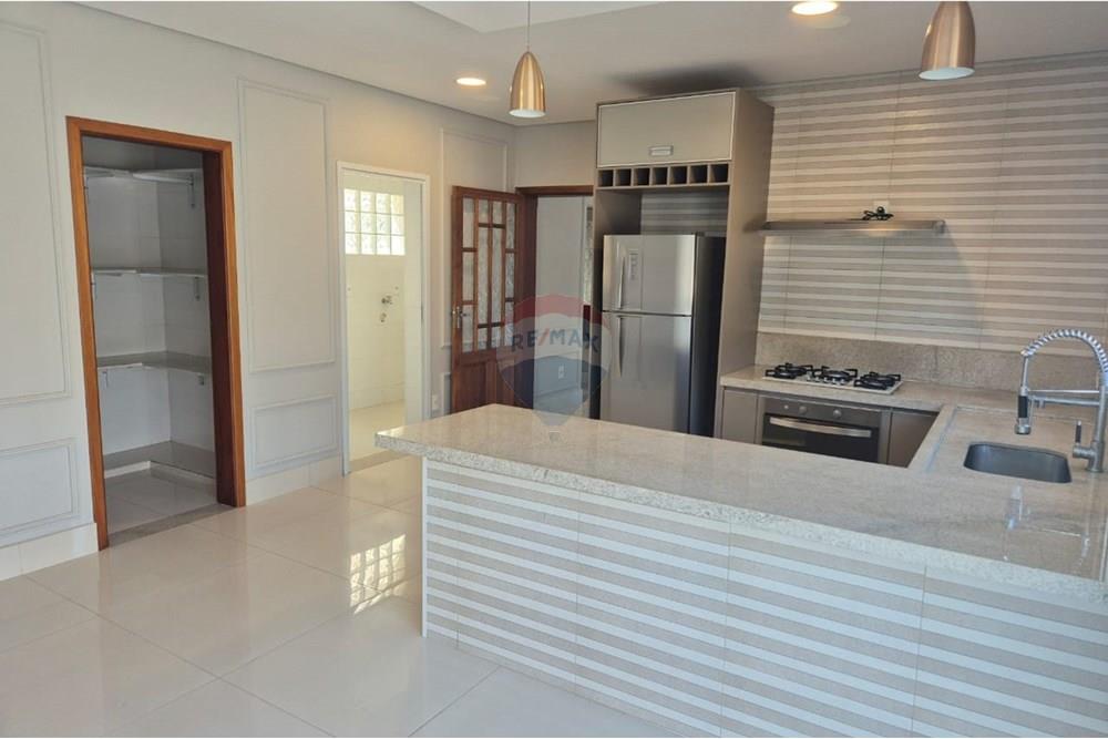 Casa de Condomínio - Venda - Valinhos , São Paulo - fd7997bc-5a9b-4966-9557-7a1d064b4e20.jpg - 690851008-580