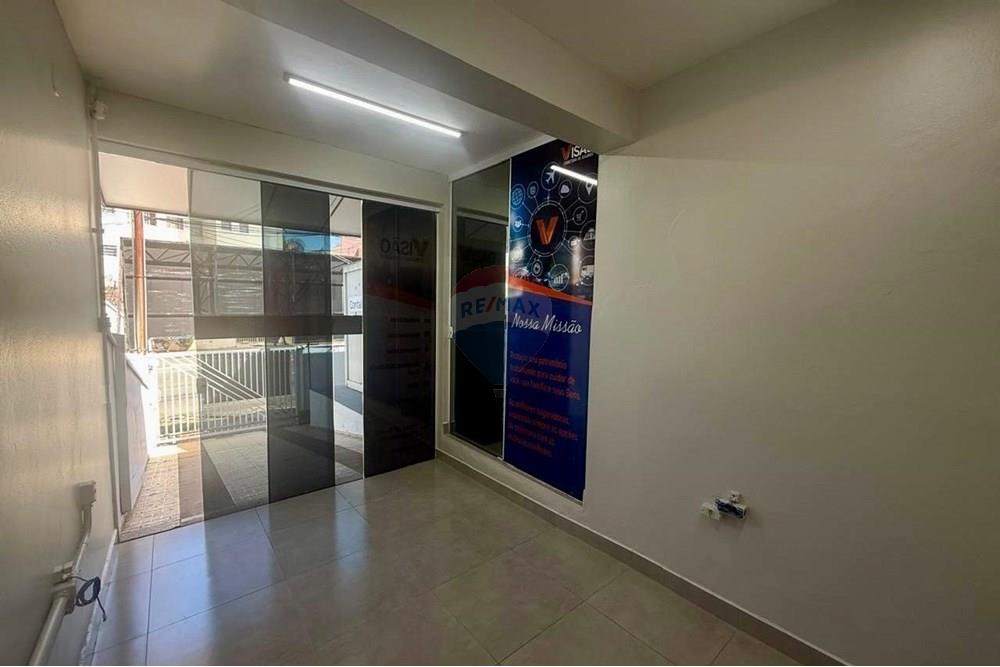 Casa Comercial - Alugar - Americana , São Paulo - Casa com Av São Jeronimo.jfif2.jpeg - 690231102-21