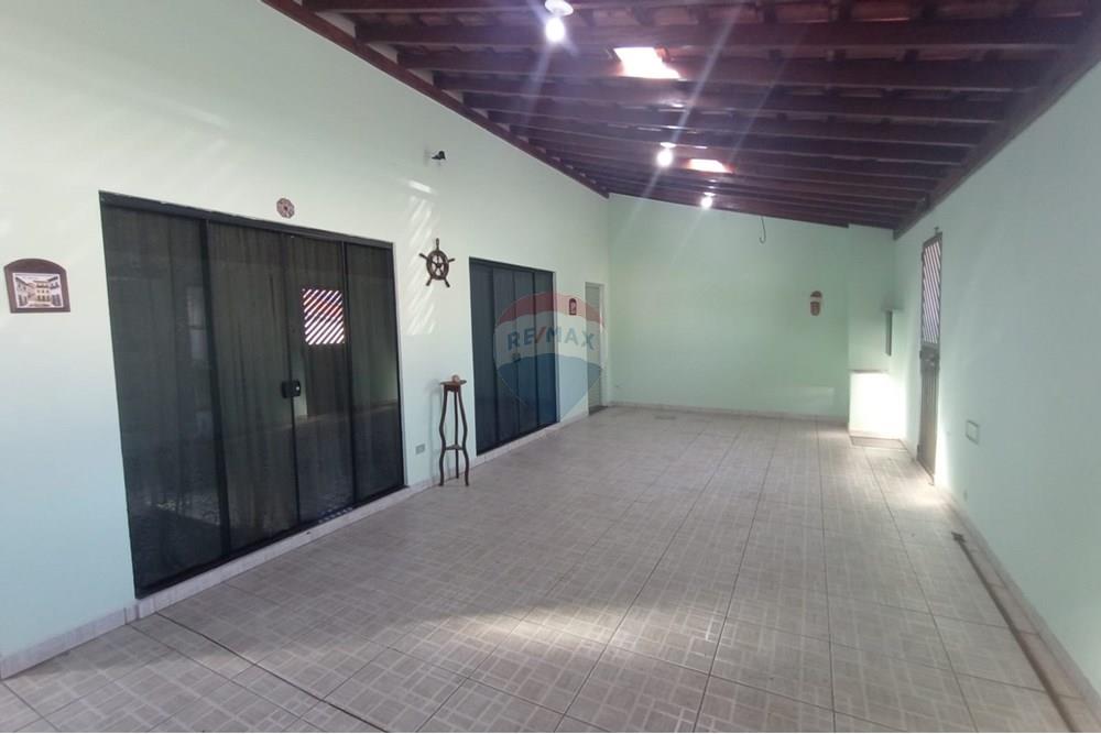 Casa à venda com 4 quartos, 199m² - Foto 14