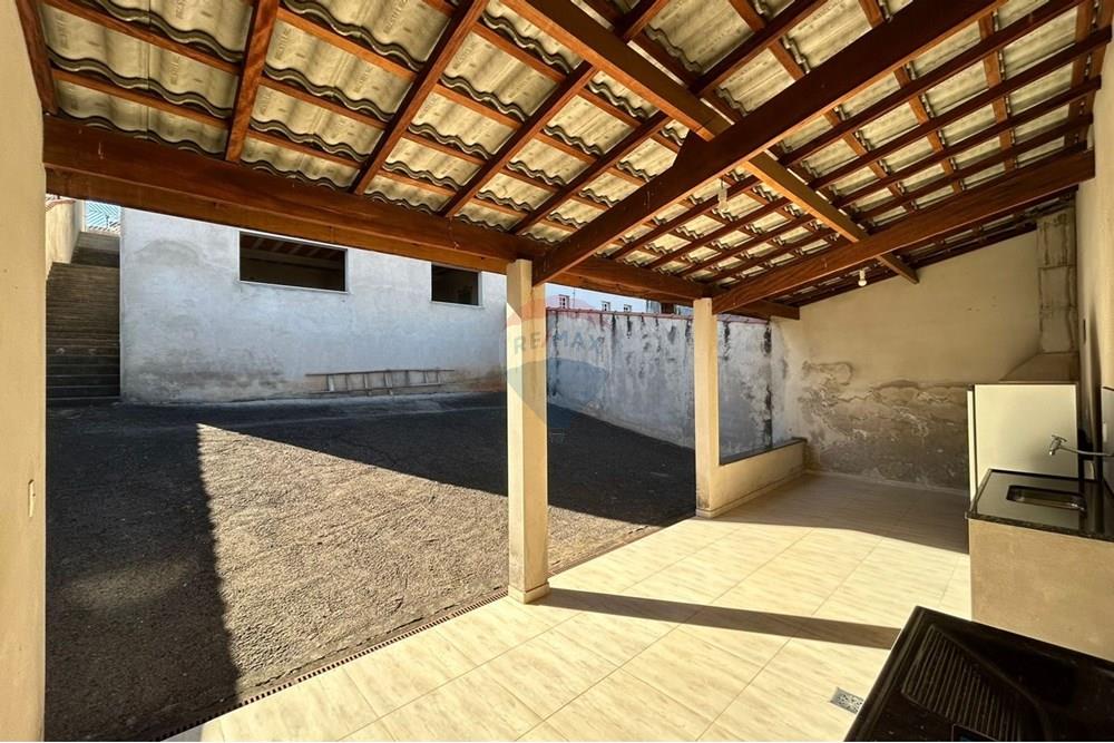 Casa - Venda - Bragança Paulista , São Paulo - WhatsApp Image 2025-06-20 at 11.26.04 AM.jpeg - 690041018-295