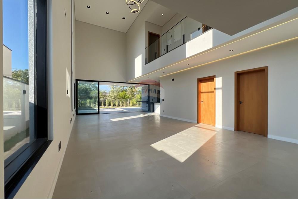 Casa de Condomínio - Venda - Santana de Parnaíba , São Paulo - DJI_20251110_162326_955.JPG - Sala - 691081036-1