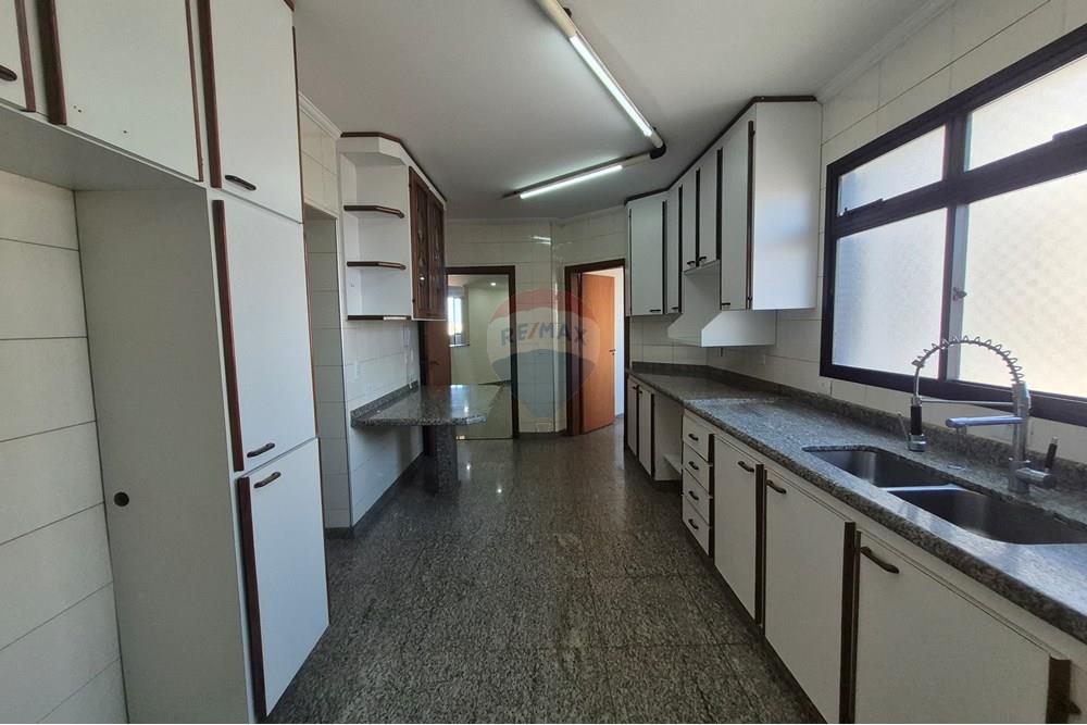 Apartamento à venda com 4 quartos, 221m² - Foto 77