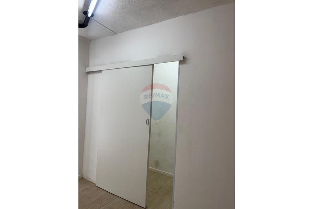 Cj. Comercial/ Sala - Alugar - Bragança Paulista , São Paulo - WhatsApp Image 2026-02-11 at 16.39.19 (3).jpeg - 690141083-31