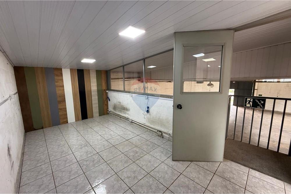 Galpão - Alugar - Araras , São Paulo - PHOTO-2026-03-18-14-56-04 (10).jpg - 690691010-76