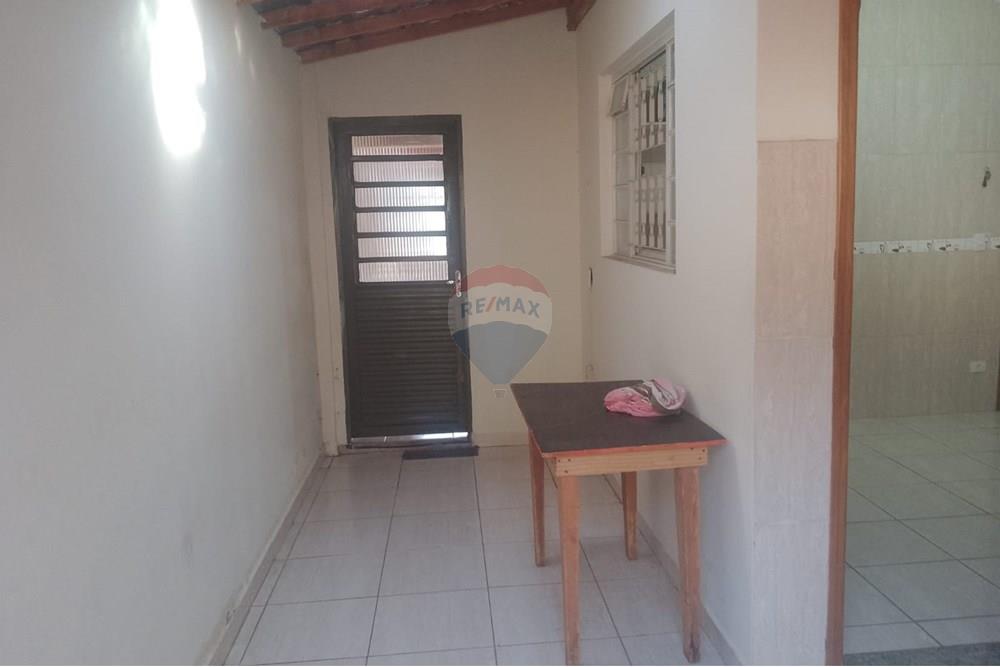 Casa à venda com 2 quartos, 80m² - Foto 17