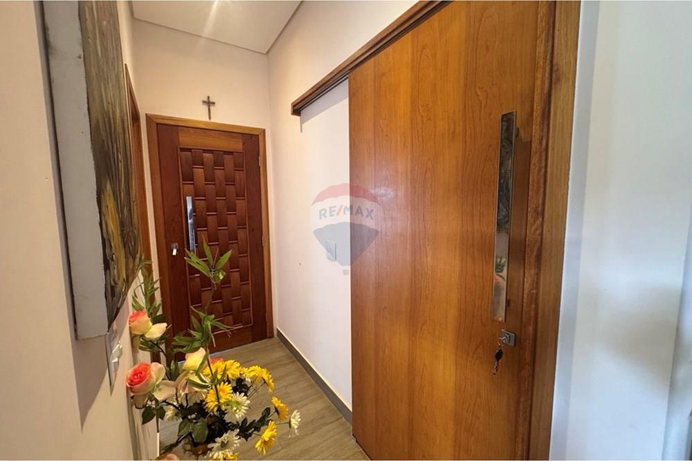 Casa de Condomínio - Venda - Bragança Paulista , São Paulo - photo_5145678160337767368_y.jpg - 690041052-135