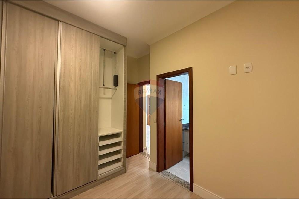 Casa de Condomínio - Alugar - Vinhedo , São Paulo - 16458fad-57cf-4d54-a586-266b897c0c63.jpg - 690541142-238