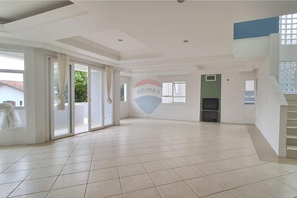 Casa de Condomínio - Alugar - Santana de Parnaíba , São Paulo - SalaPrincipal_b.jpg - 690951039-14