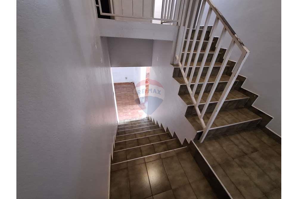 Casa à venda com 6 quartos, 249m² - Foto 36