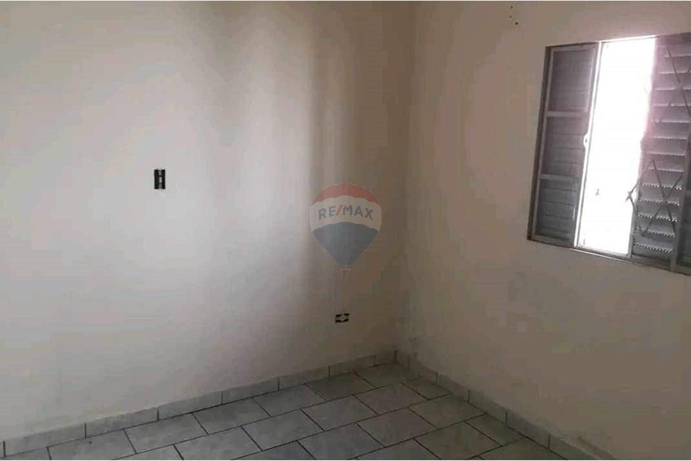 Casa à venda com 1 quarto, 34m² - Foto 12